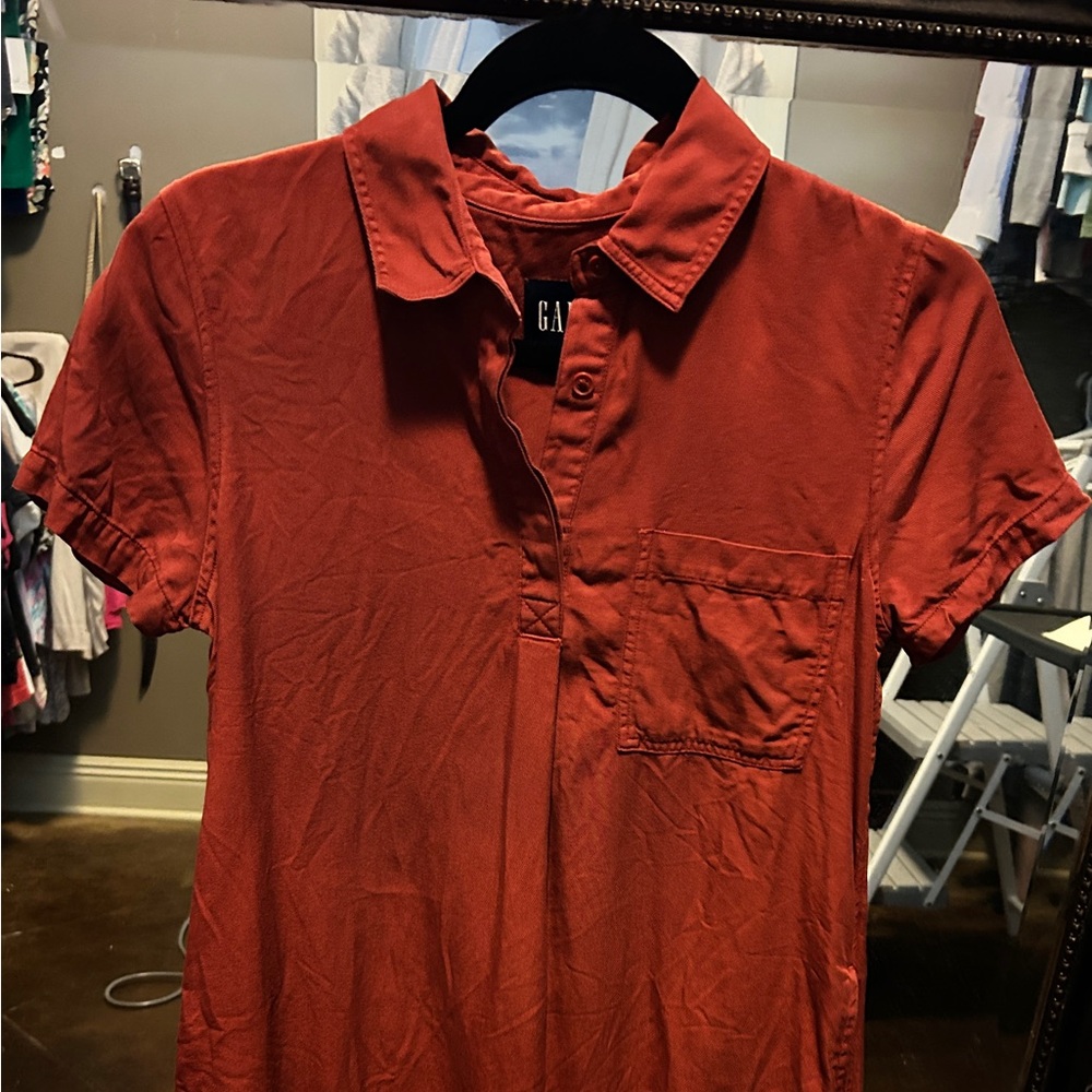Gap XS dress w/ pockets like new.